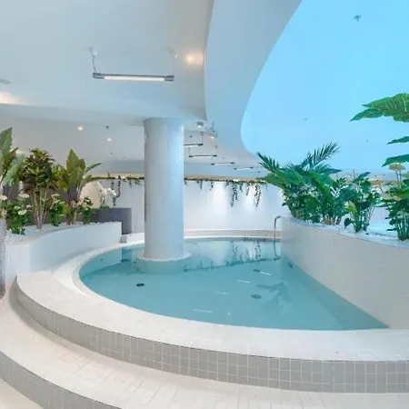 Hanza Tower 19 & Pool & Jacuzzi & Sauna Διαμέρισμα Στσέτσιν